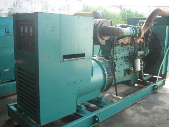 云岩租赁发电机- 发电机碳刷磨损的原因是什么