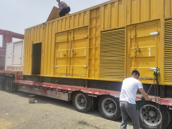 云岩除了负载情况和发动机维护，还有哪些因素会影响 200kw 柴油发电机的油耗？