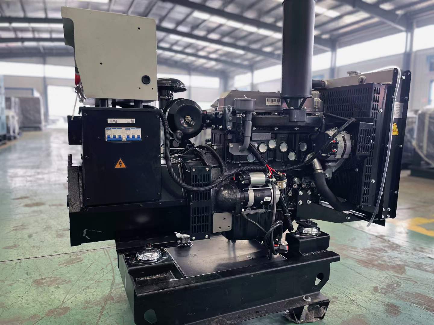 云岩如何降低电感性负载对发电机的影响？