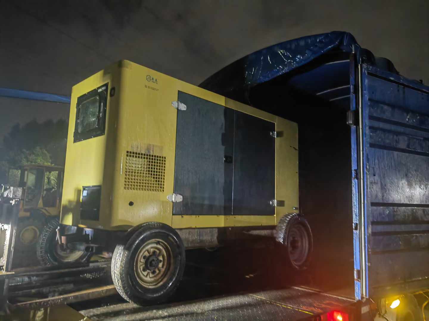 云岩如何根据负载特性选择合适的柴油发电机？