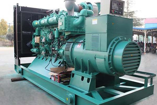 云岩工厂发电机应急发电中如何优化燃油储备管理？